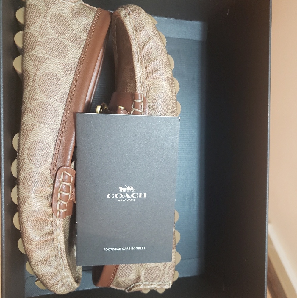 COPY - Womens coach shoes gucci louis voitton mich - Picture 2 of 6